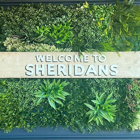 Sheridans Budget Accomodation วอลลาซีย์ ภายนอก รูปภาพ