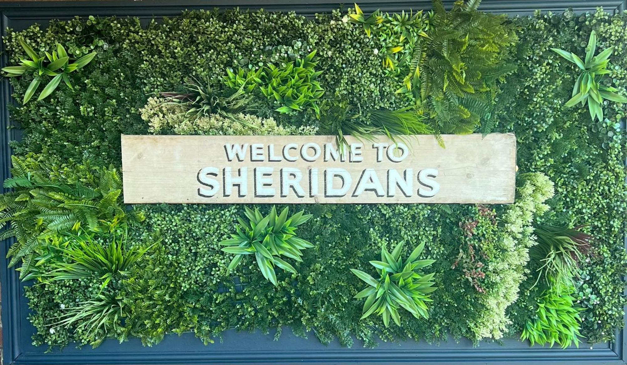 Sheridans Budget Accomodation วอลลาซีย์ ภายนอก รูปภาพ