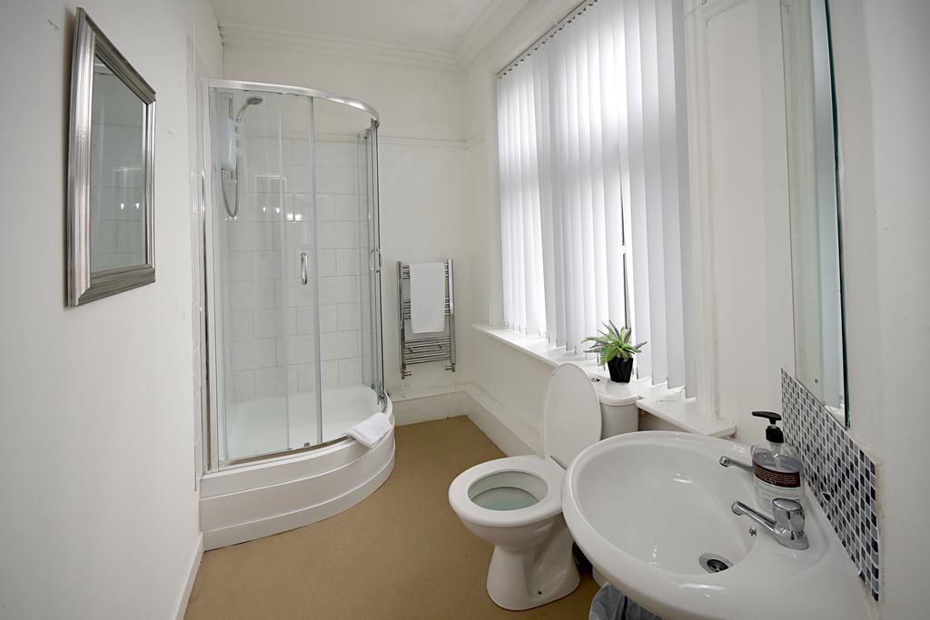 Sheridans Budget Accomodation วอลลาซีย์ ภายนอก รูปภาพ